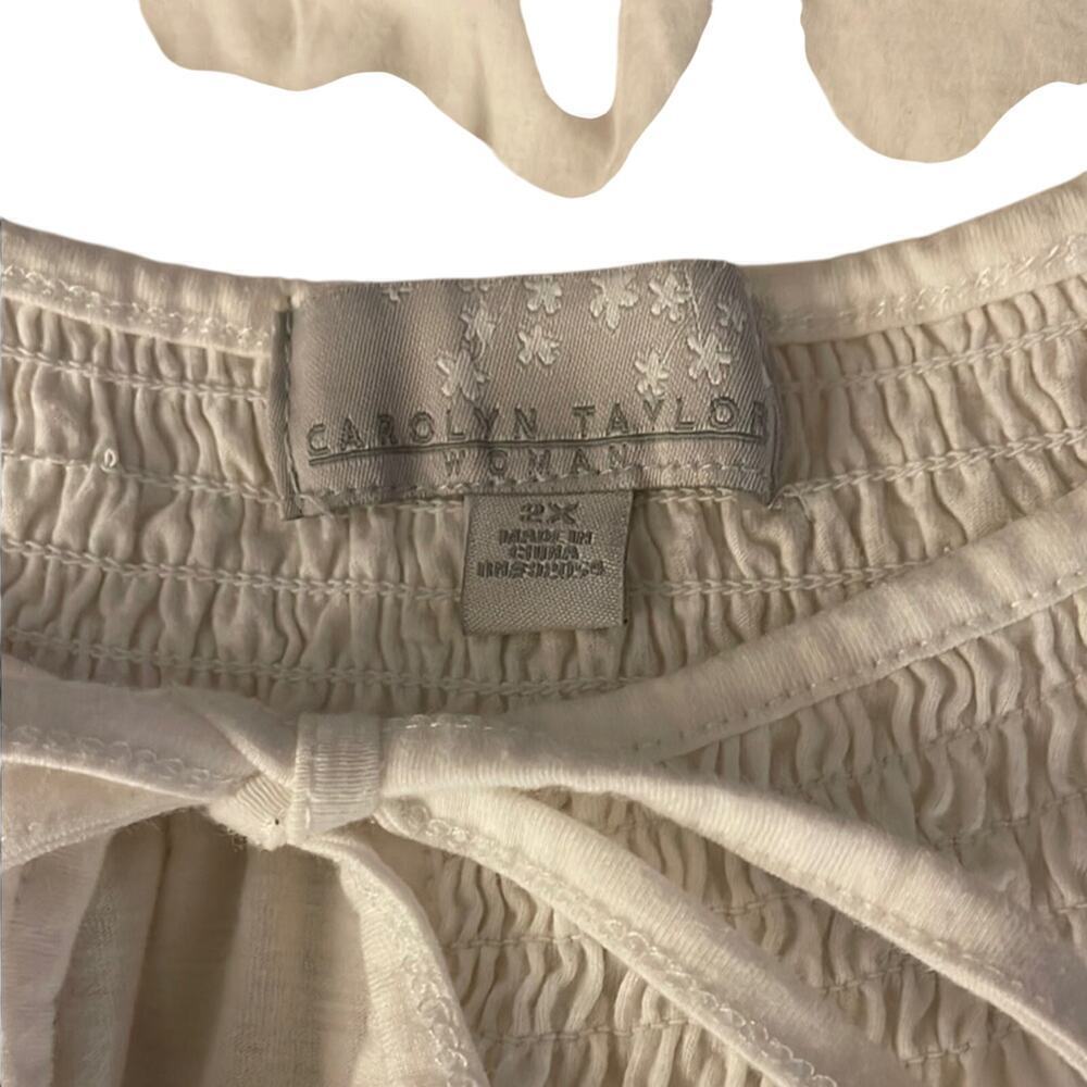 Carolyn Taylor White Peasant Top | Size 2X - Picture 4 of 6